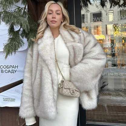 Cappotto oversize da donna in pelliccia sintetica sfumata 