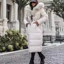 Cappotto invernale da donna con cappuccio e colletto in lana 