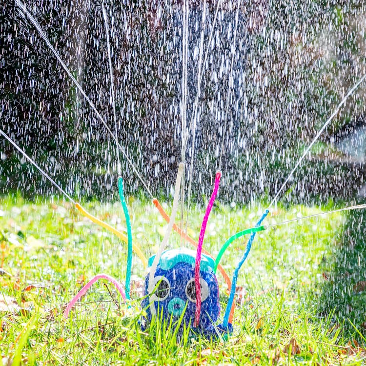 Octopus 360° Garden Water Sprinkler Toy - MegaStore24